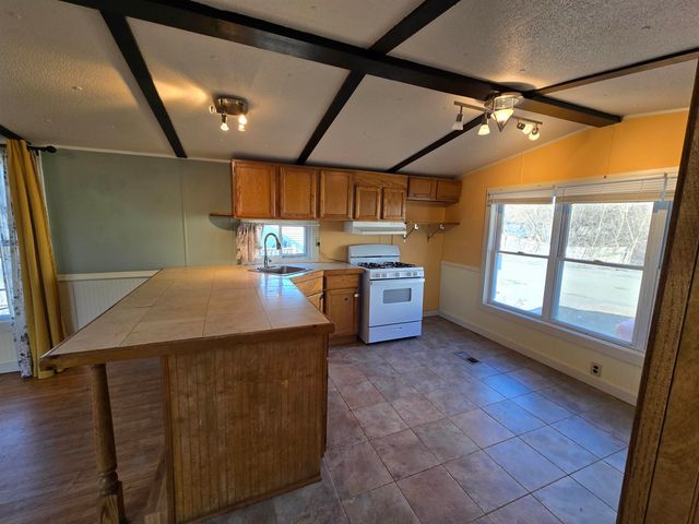 92 Rita Way, Milton, VT 05468