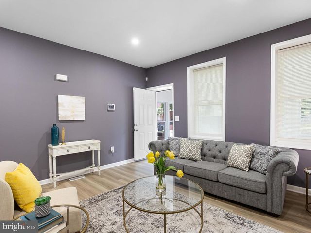 240 N RODNEY ST, Wilmington, DE 19805