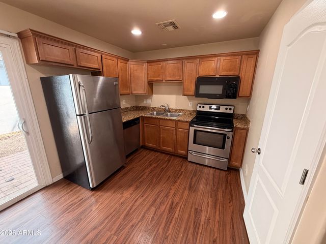 17402 N 19TH Avenue 22, Phoenix, AZ 85023