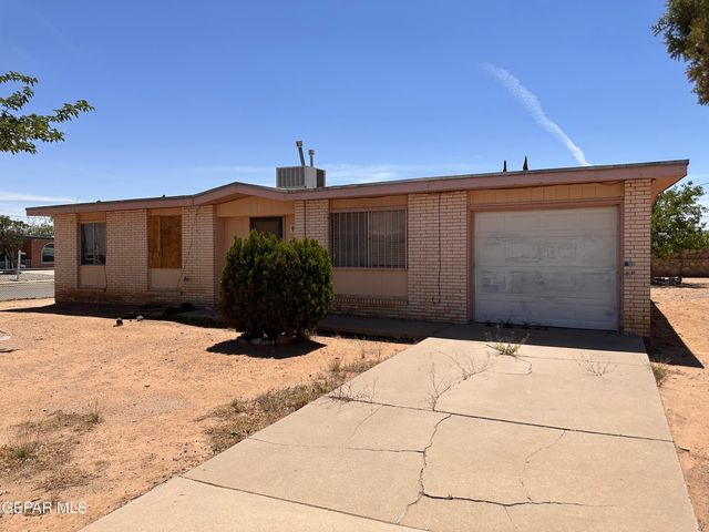 10452 OMEGA Circle, El Paso, TX 79924
