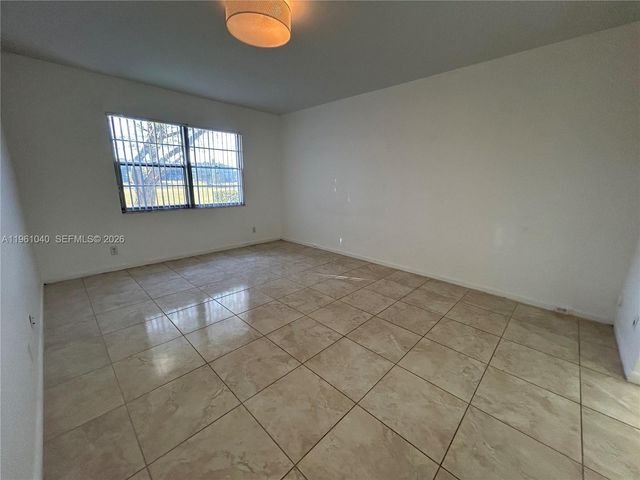 100 SW 130th Ter 109C, Pembroke Pines, FL 33027
