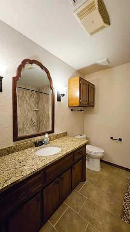 1225 NW 198th Street, Edmond, OK 73012