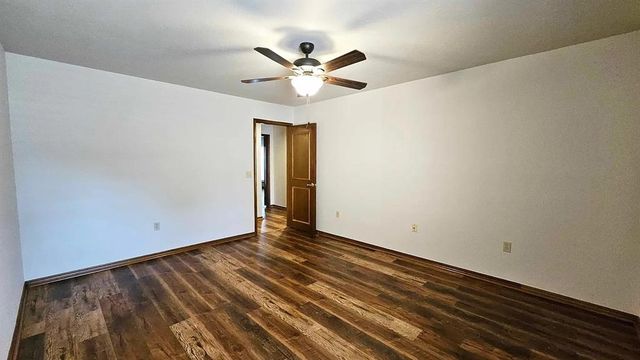 1225 NW 198th Street, Edmond, OK 73012