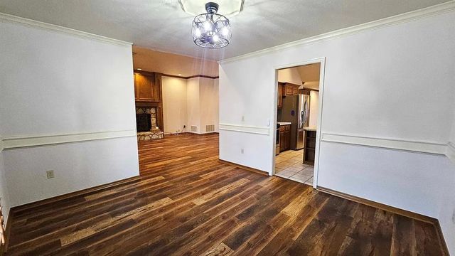 1225 NW 198th Street, Edmond, OK 73012