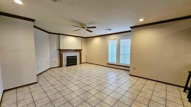 1225 NW 198th Street, Edmond, OK 73012