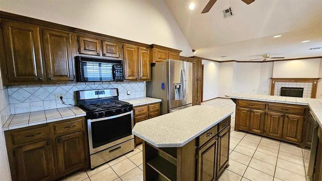1225 NW 198th Street, Edmond, OK 73012