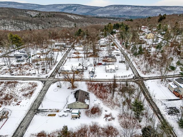 51 Laurel Trail, Wurtsboro, NY 12790