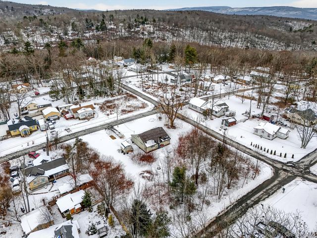 51 Laurel Trail, Wurtsboro, NY 12790