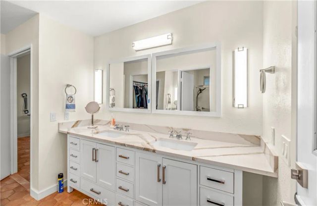 1820 E Racquet Club, Palm Springs, CA 92262