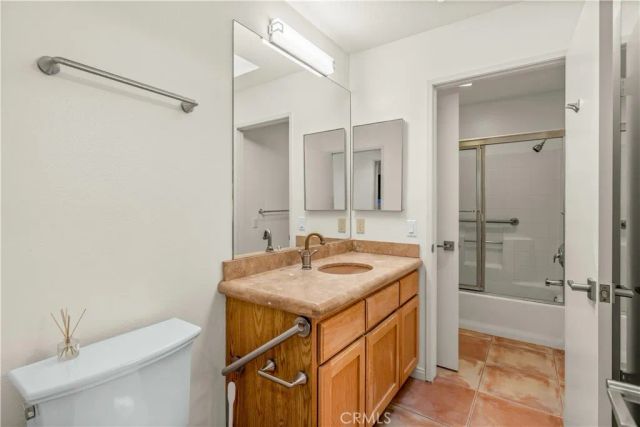 1820 E Racquet Club, Palm Springs, CA 92262