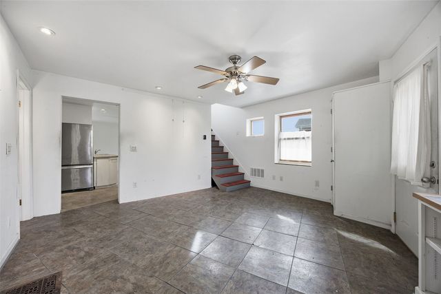 1117 St. Clement Street Street, Iowa City, IA 52245