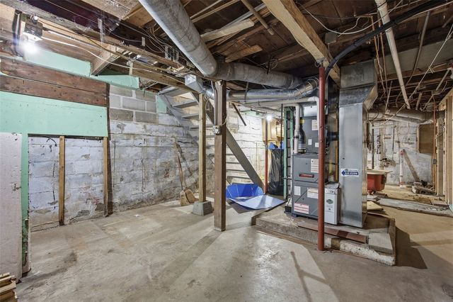 1117 St. Clement Street Street, Iowa City, IA 52245