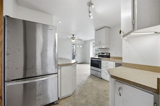 1117 St. Clement Street Street, Iowa City, IA 52245