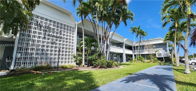 1125 NW 30th Court 10, Wilton Manors, FL 33311