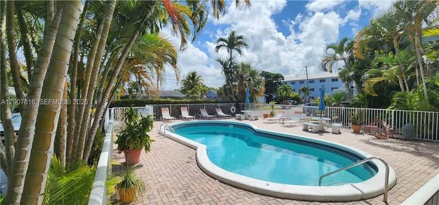 1125 NW 30th Court 10, Wilton Manors, FL 33311
