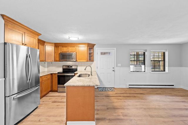 35 Ashumet Rd 10B, Mashpee, MA 02649