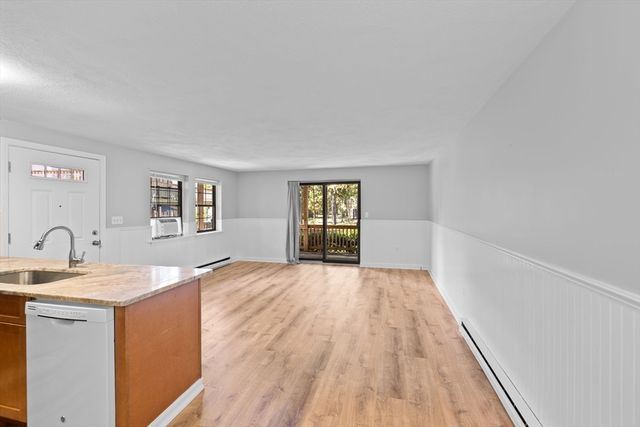 35 Ashumet Rd 10B, Mashpee, MA 02649