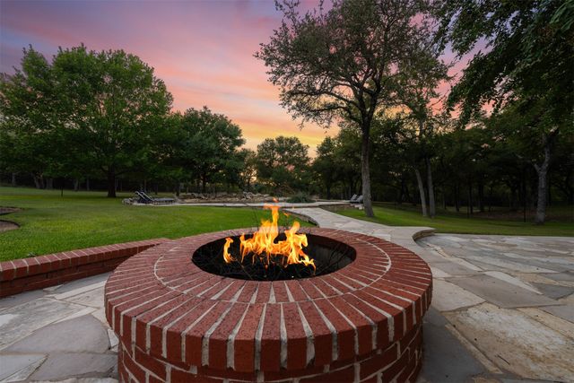 435 Lost Hunters Canyon, China Spring, TX 76633