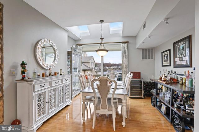 11218 HARBOR CT, Reston, VA 20191