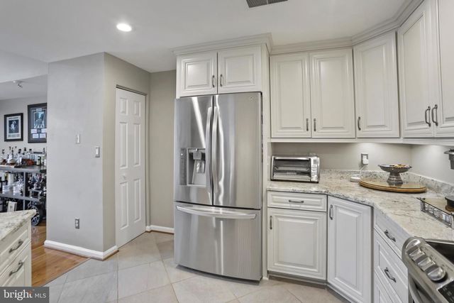 11218 HARBOR CT, Reston, VA 20191