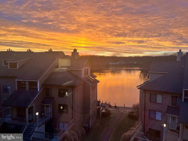 11218 HARBOR CT, Reston, VA 20191