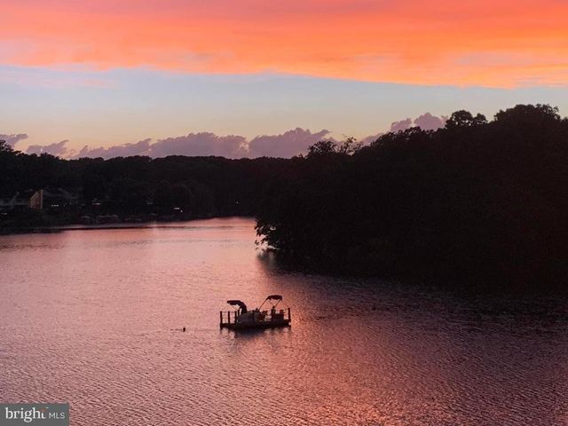 11218 HARBOR CT, Reston, VA 20191