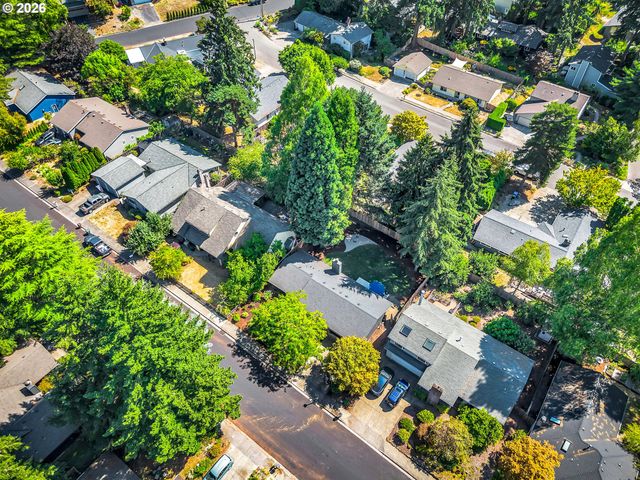 12146 Sw TAYLOR Ct, Portland, OR 97225
