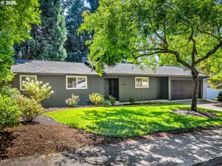 12146 Sw TAYLOR Ct, Portland, OR 97225