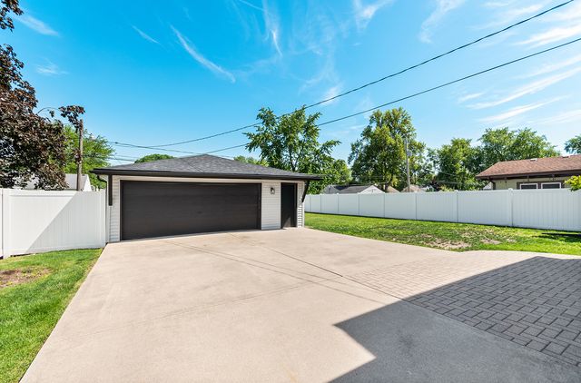 1613 Jones Street, Joliet, IL 60435