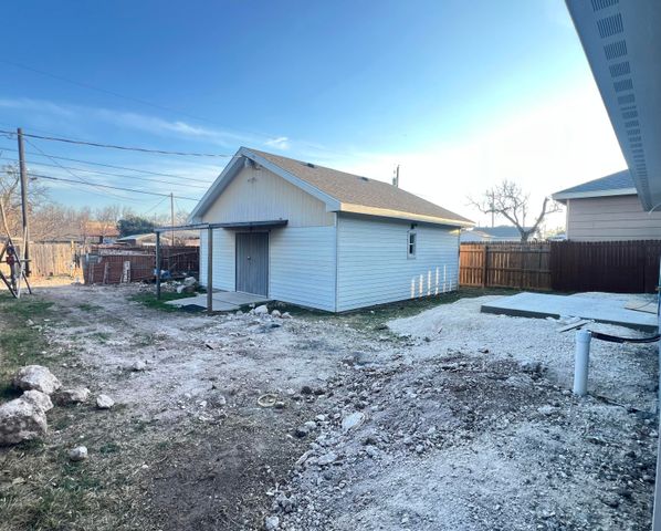 2255 Woodlawn Drive, San Angelo, TX 76901