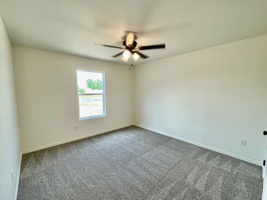 Image 12 of property listing at 2255 Woodlawn Drive, San Angelo, TX 76901