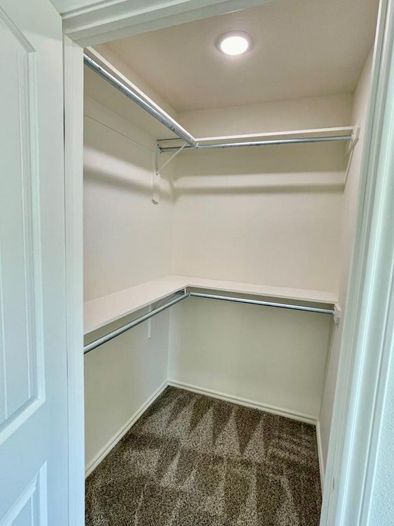 Image 7 of property listing at 2255 Woodlawn Drive, San Angelo, TX 76901