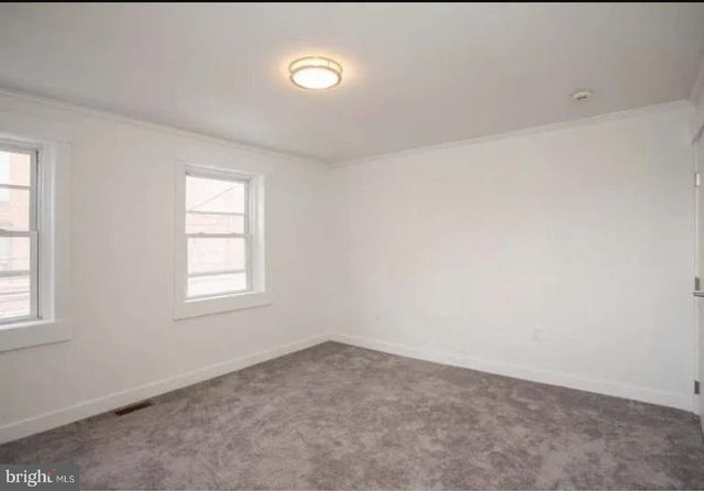 5 COATES ST, Bridgeport, PA 19405