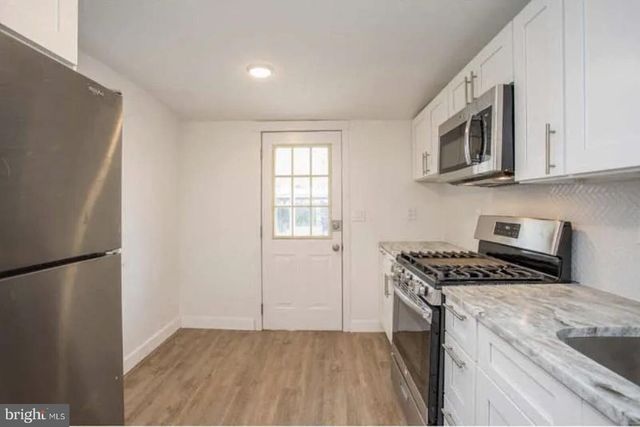 5 COATES ST, Bridgeport, PA 19405