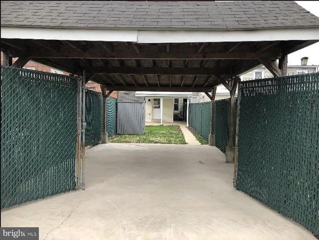 5 COATES ST, Bridgeport, PA 19405