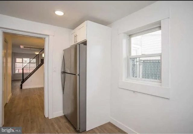 5 COATES ST, Bridgeport, PA 19405