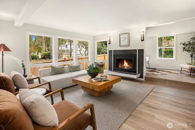 11136 108th Avenue NE, Kirkland, WA 98033