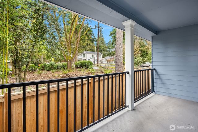 11136 108th Avenue NE, Kirkland, WA 98033