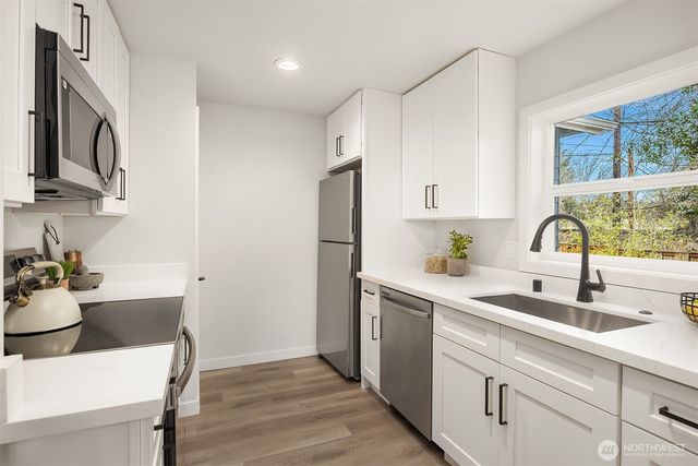 11136 108th Avenue NE, Kirkland, WA 98033