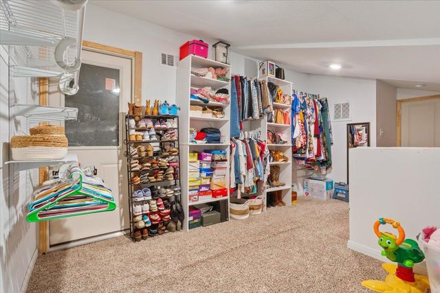 50 Dusty Dam RD, Coupland, TX 78615