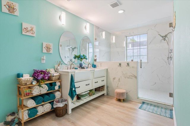 50 Dusty Dam RD, Coupland, TX 78615