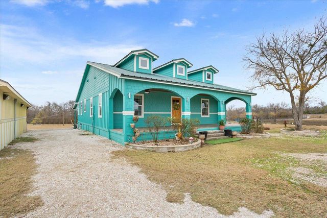 50 Dusty Dam RD, Coupland, TX 78615