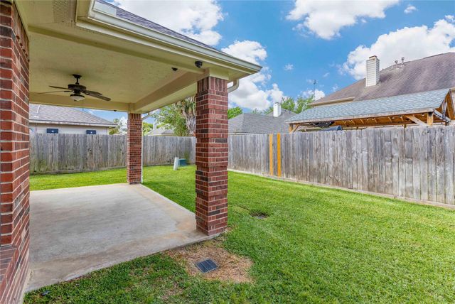 4223 Bear Creek Trace, Baytown, TX 77521