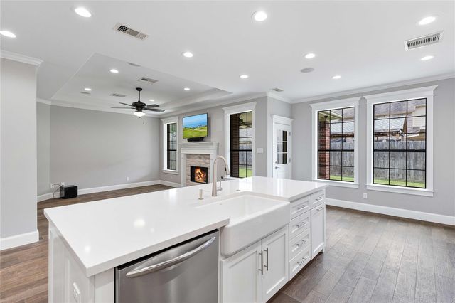 4223 Bear Creek Trace, Baytown, TX 77521