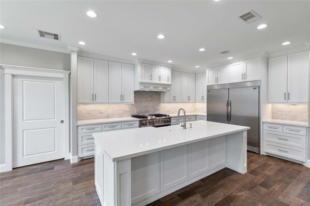 4223 Bear Creek Trace, Baytown, TX 77521