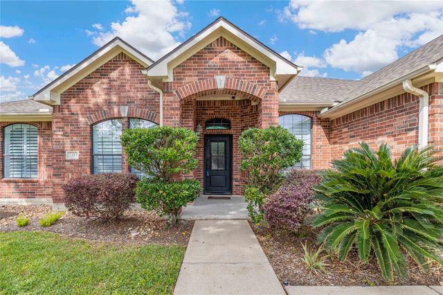 4223 Bear Creek Trace, Baytown, TX 77521