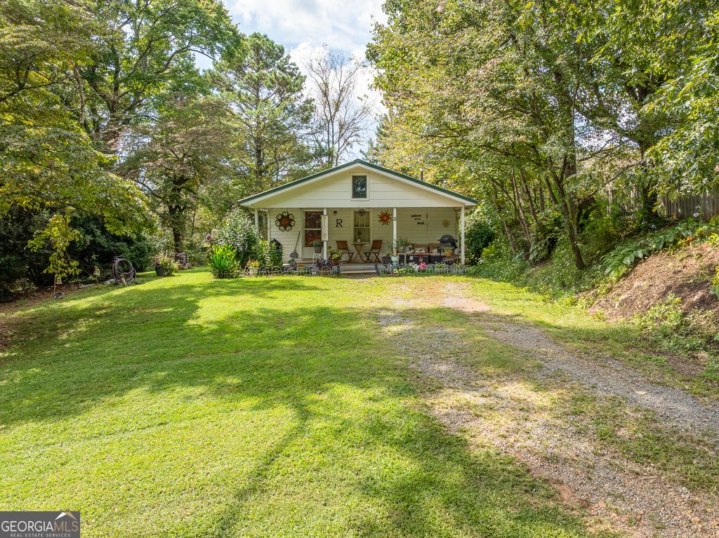 11 WHISPER Lane, Ellijay, GA 30536