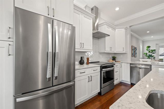 445 29TH AVENUE N, St Petersburg, FL 33704