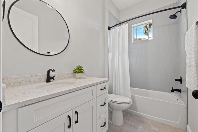 445 29TH AVENUE N, St Petersburg, FL 33704