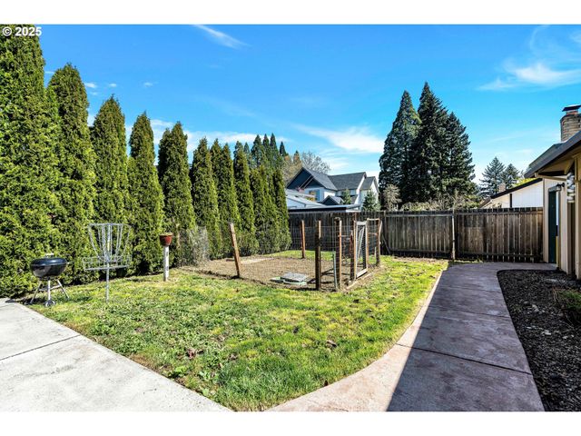 3555 Ne AZALEA St, Hillsboro, OR 97124